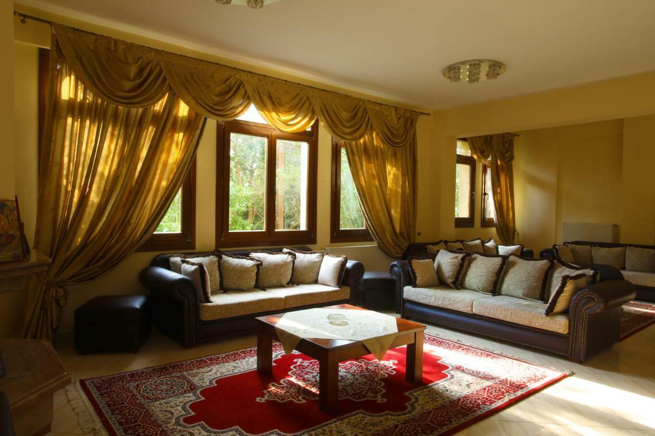 Aigon Hotel Вергина Екстериор снимка