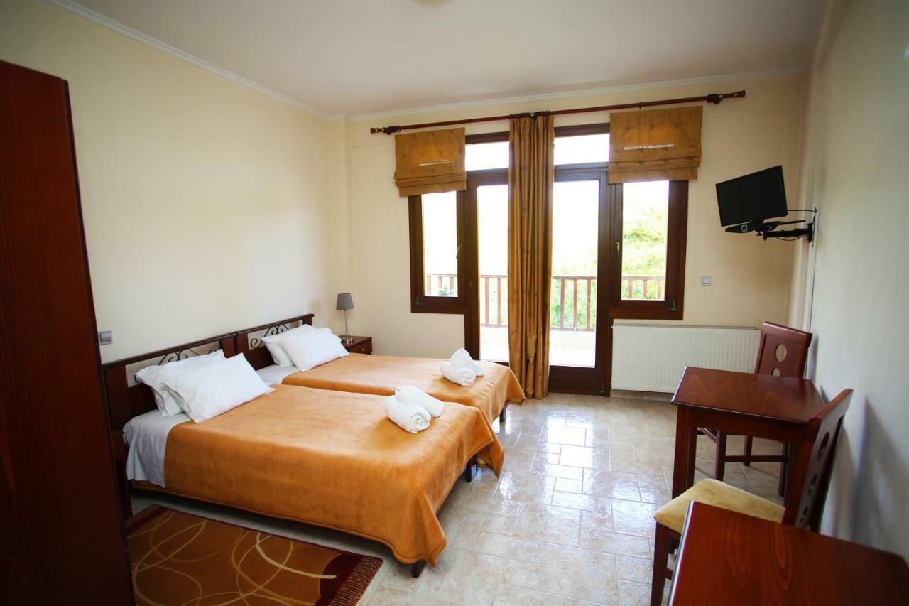 Aigon Hotel Вергина Екстериор снимка